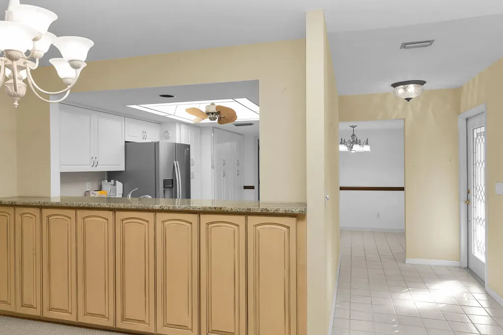 608 Kings Way Naples FL 34104