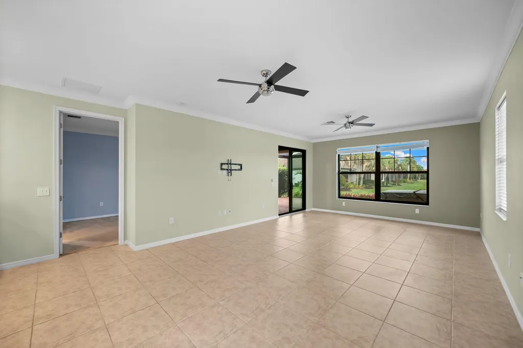 1511 Oceania Drive S Naples FL 34113