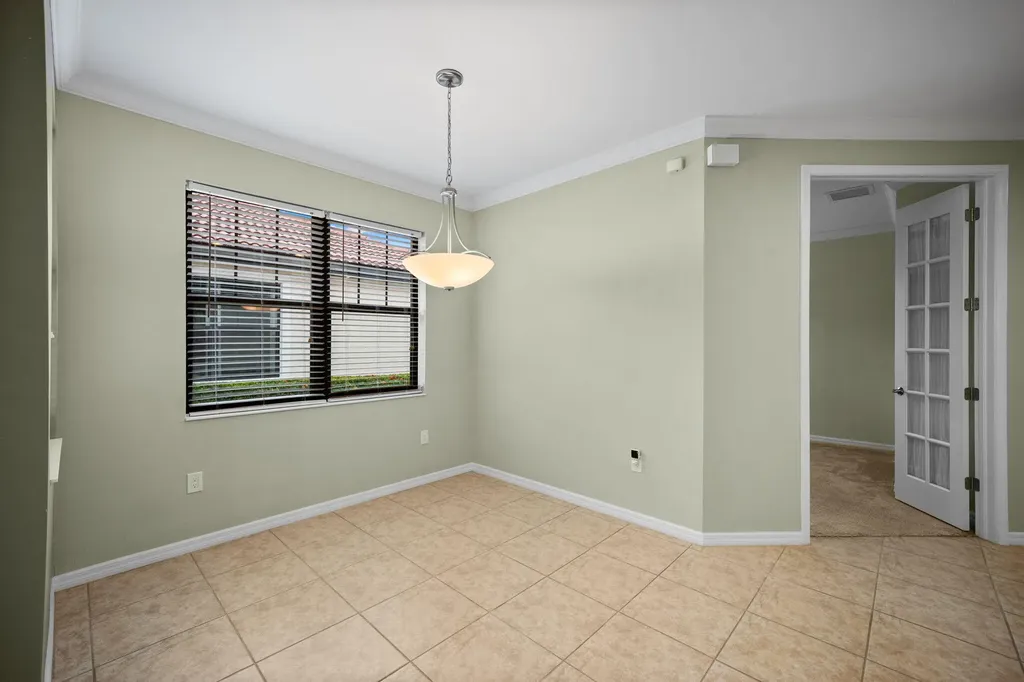 1511 Oceania Drive S Naples FL 34113