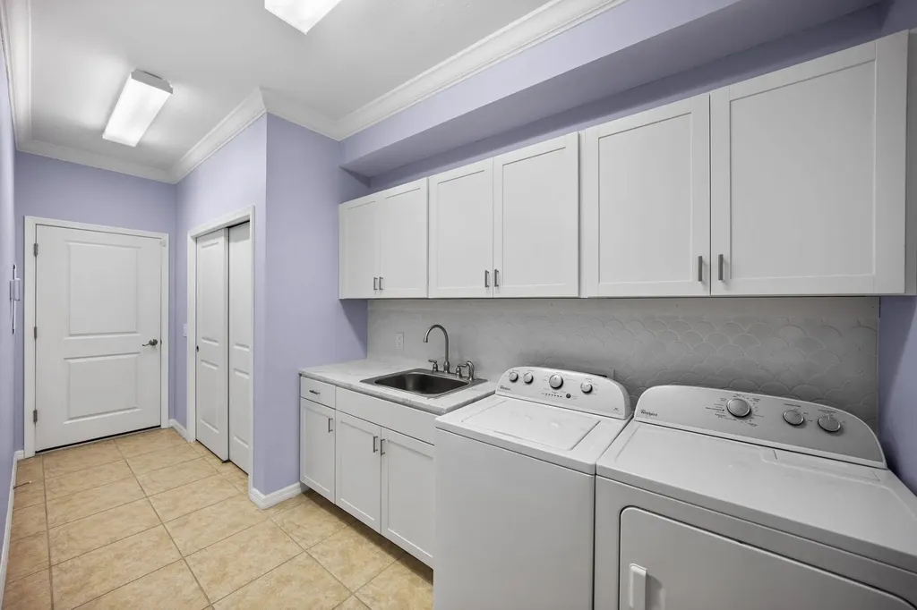 1511 Oceania Drive S Naples FL 34113