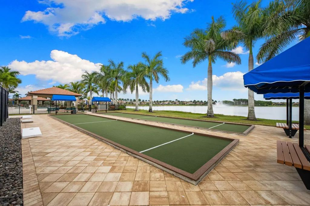 1511 Oceania Drive S Naples FL 34113