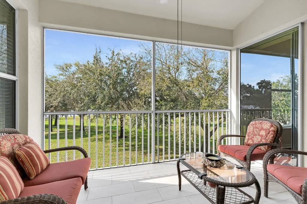 285 Cays Drive Naples FL 34114