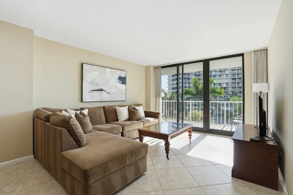 440 Seaview Court Marco Island FL 34145