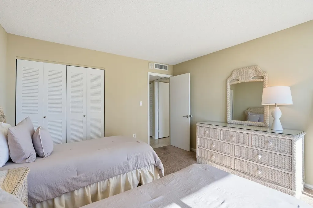 440 Seaview Court Marco Island FL 34145