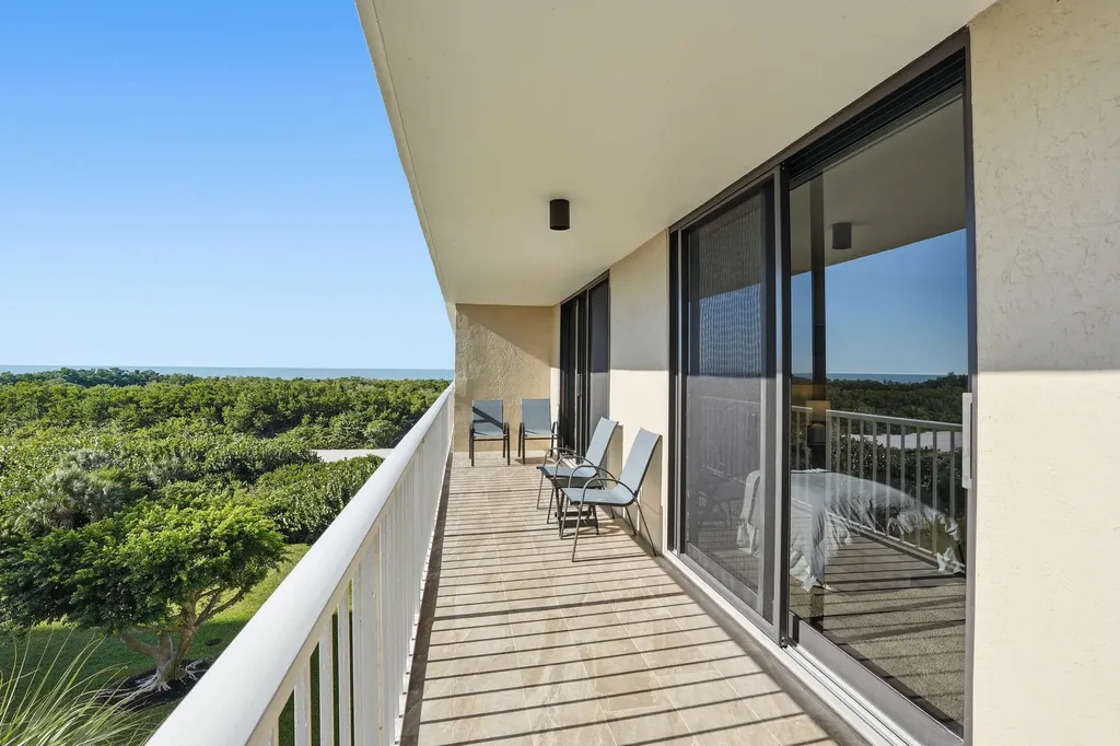 440 Seaview Court Marco Island FL 34145