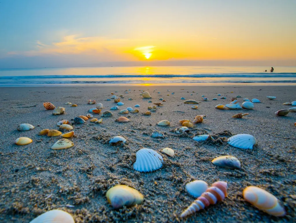 125 E Pago Pago Drive E Naples FL 34113