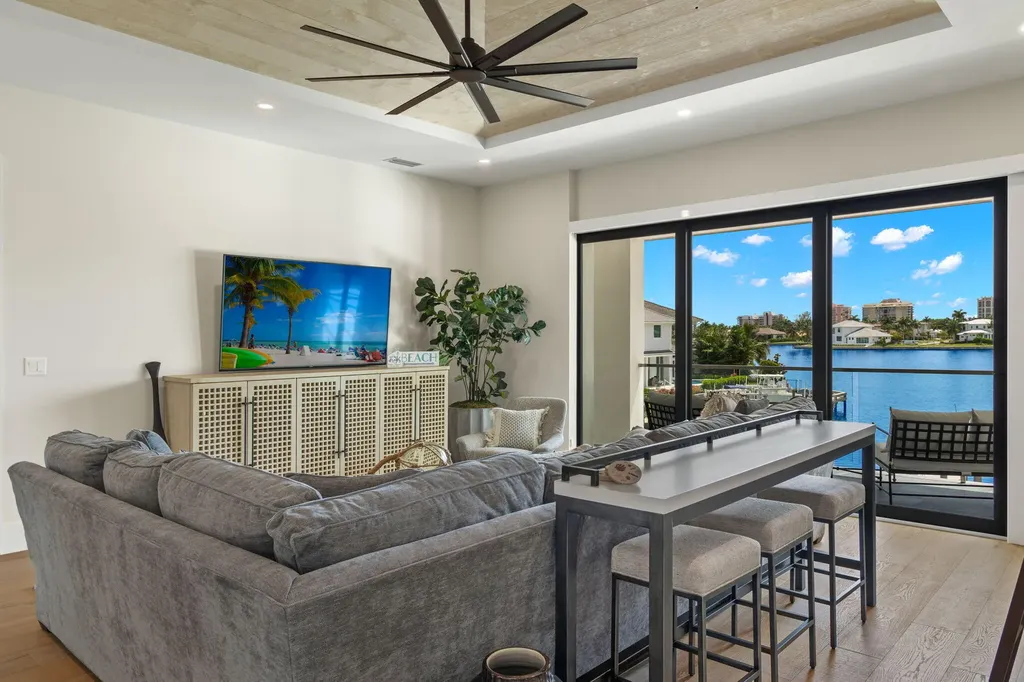 1113 Lamplighter Court Marco Island FL 34145