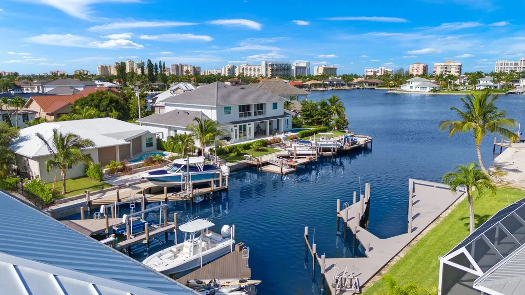 1113 Lamplighter Court Marco Island FL 34145