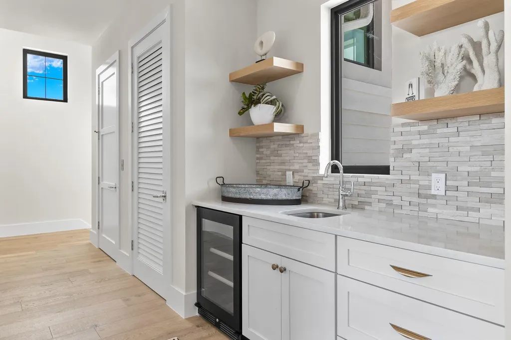 1113 Lamplighter Court Marco Island FL 34145