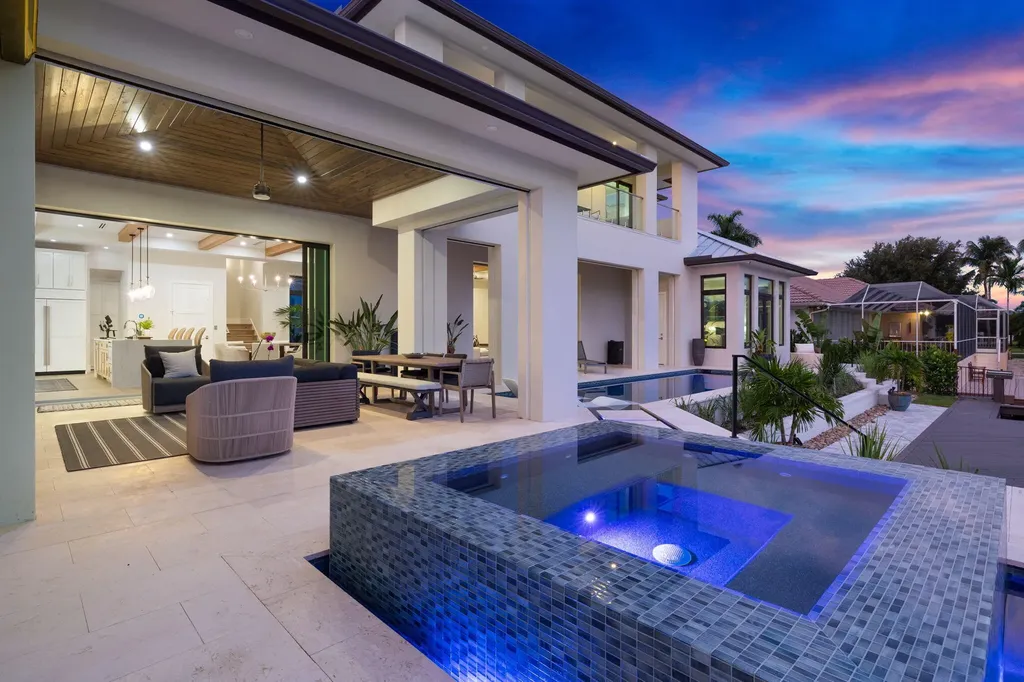 1113 Lamplighter Court Marco Island FL 34145