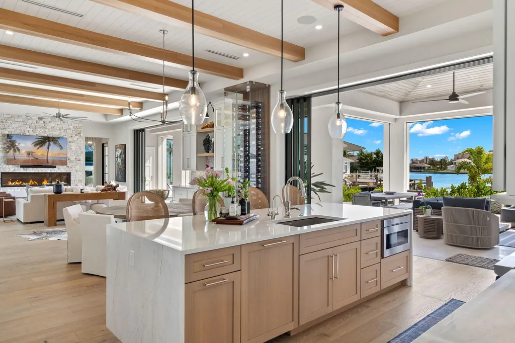 1113 Lamplighter Court Marco Island FL 34145