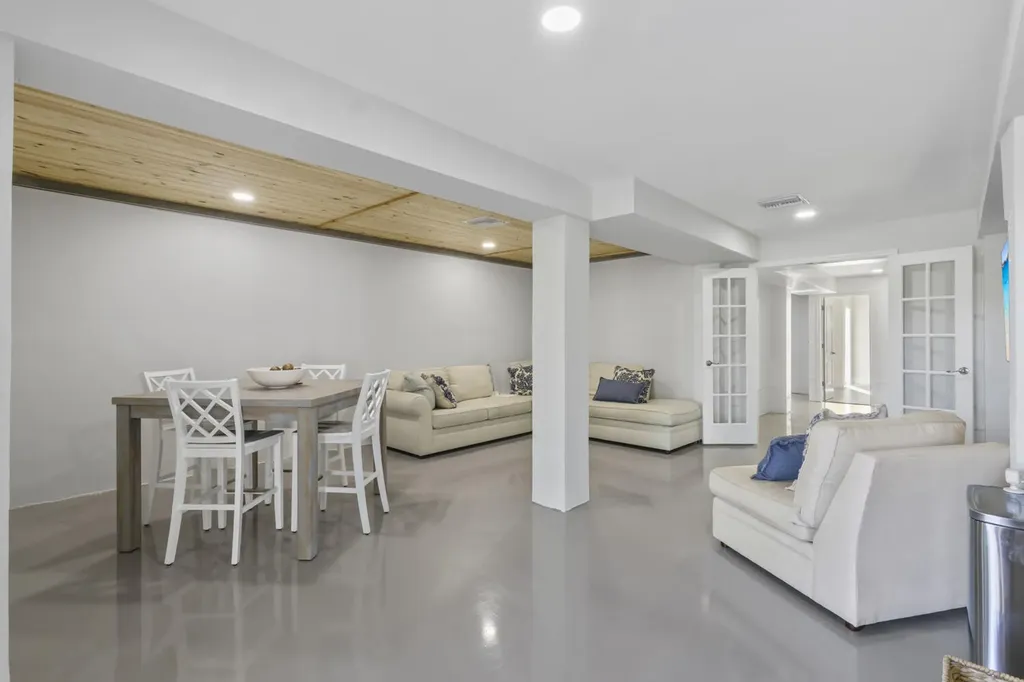 12176 Siesta Drive Fort Myers Beach FL 33931