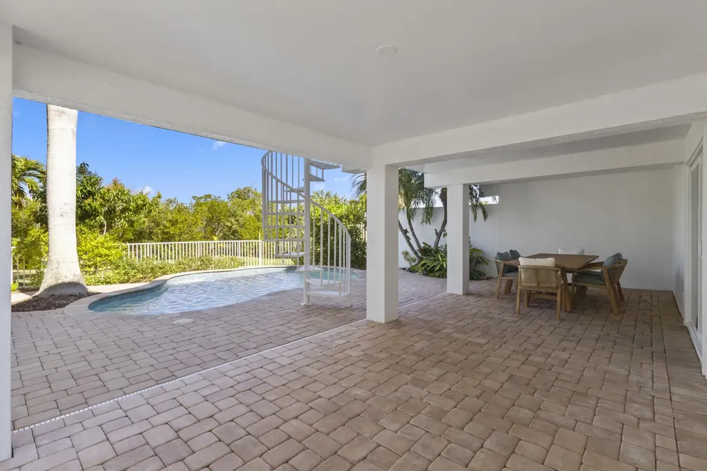 12176 Siesta Drive Fort Myers Beach FL 33931