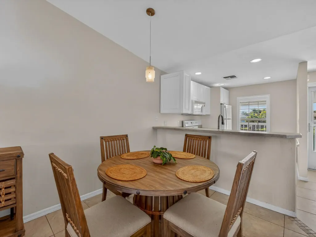 681 W Elkcam Circle Marco Island FL 34145