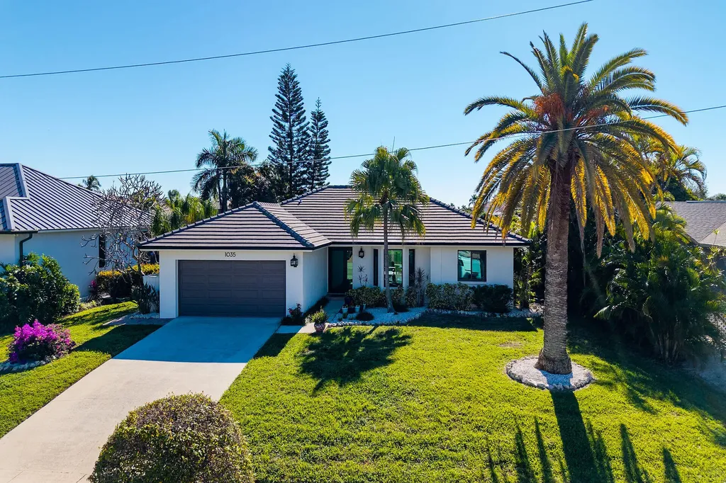 1035 Admiralty Court Marco Island FL 34145