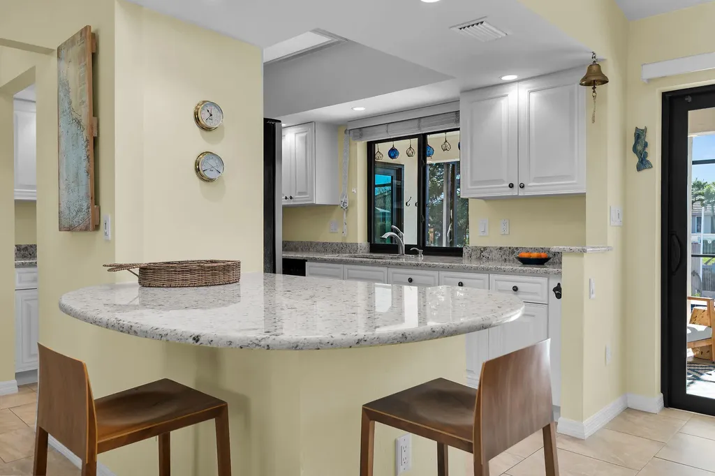 1035 Admiralty Court Marco Island FL 34145