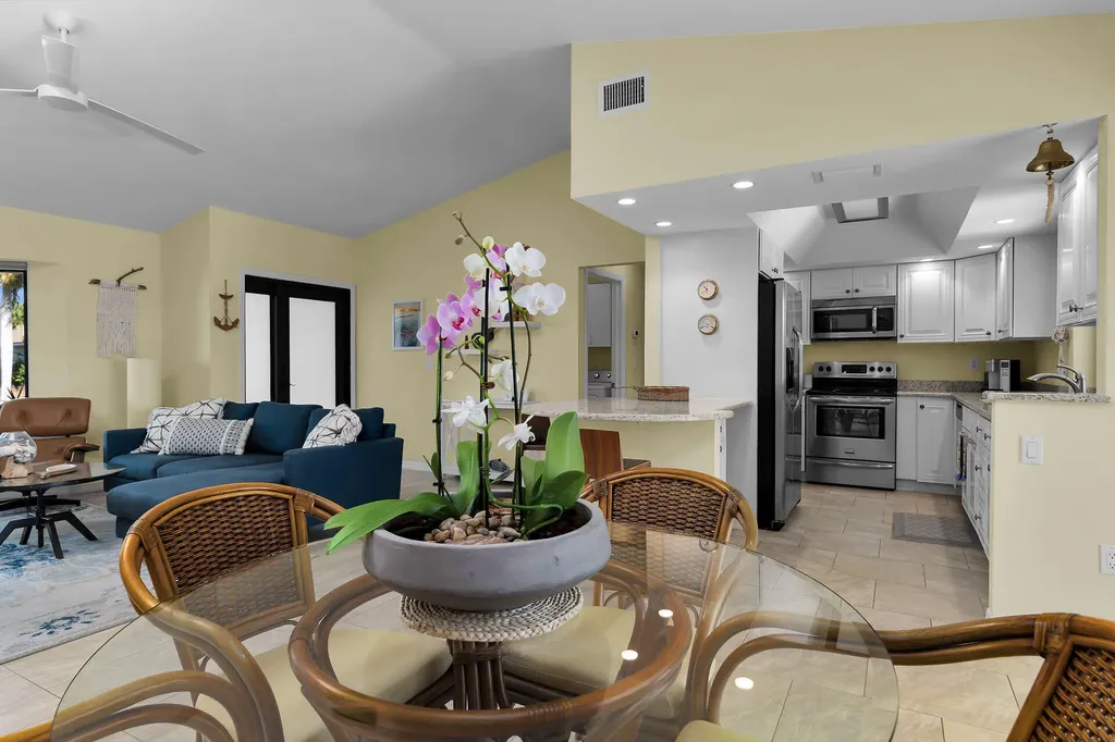 1035 Admiralty Court Marco Island FL 34145