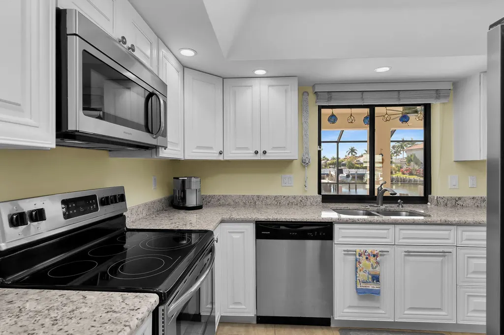 1035 Admiralty Court Marco Island FL 34145