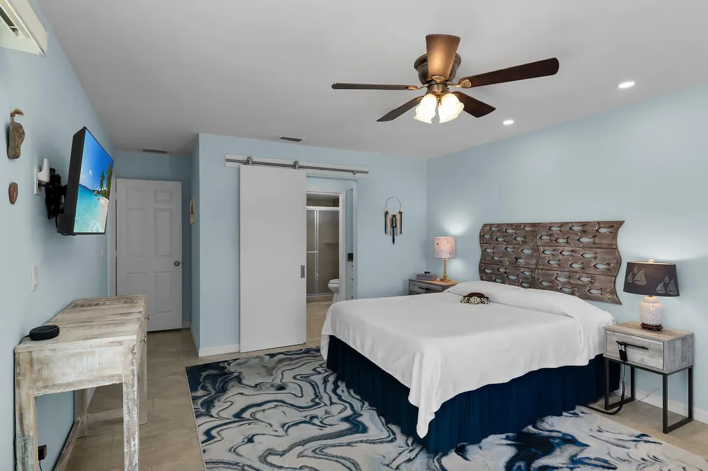 1035 Admiralty Court Marco Island FL 34145