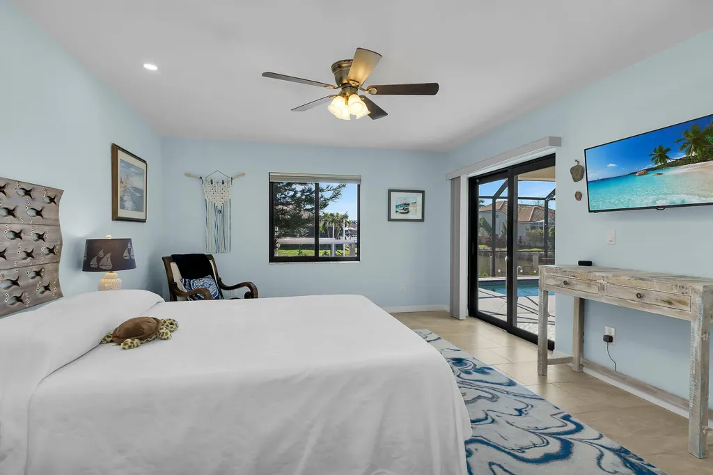 1035 Admiralty Court Marco Island FL 34145