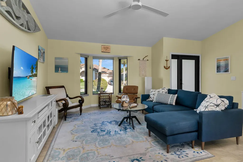 1035 Admiralty Court Marco Island FL 34145