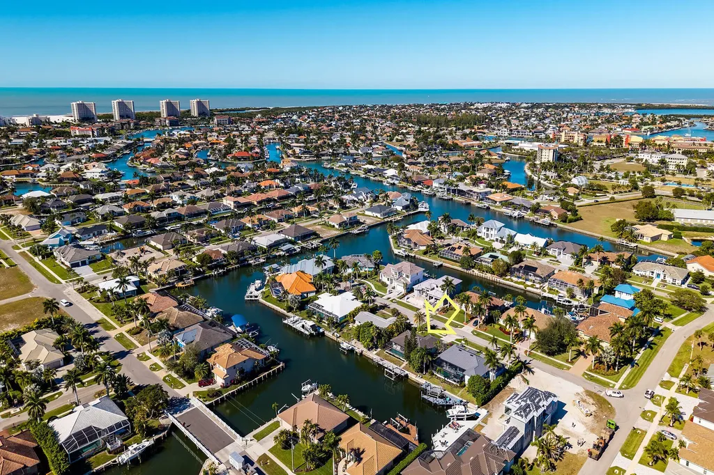 1035 Admiralty Court Marco Island FL 34145