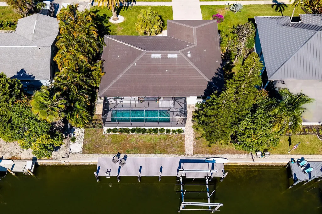 1035 Admiralty Court Marco Island FL 34145