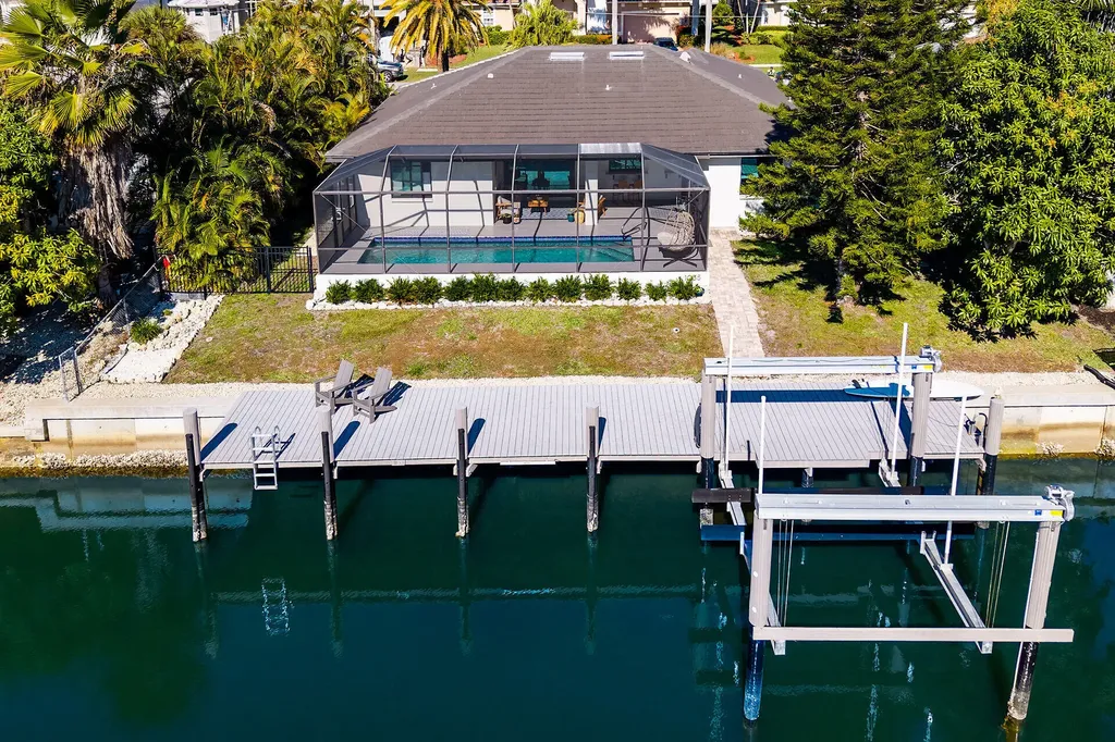 1035 Admiralty Court Marco Island FL 34145