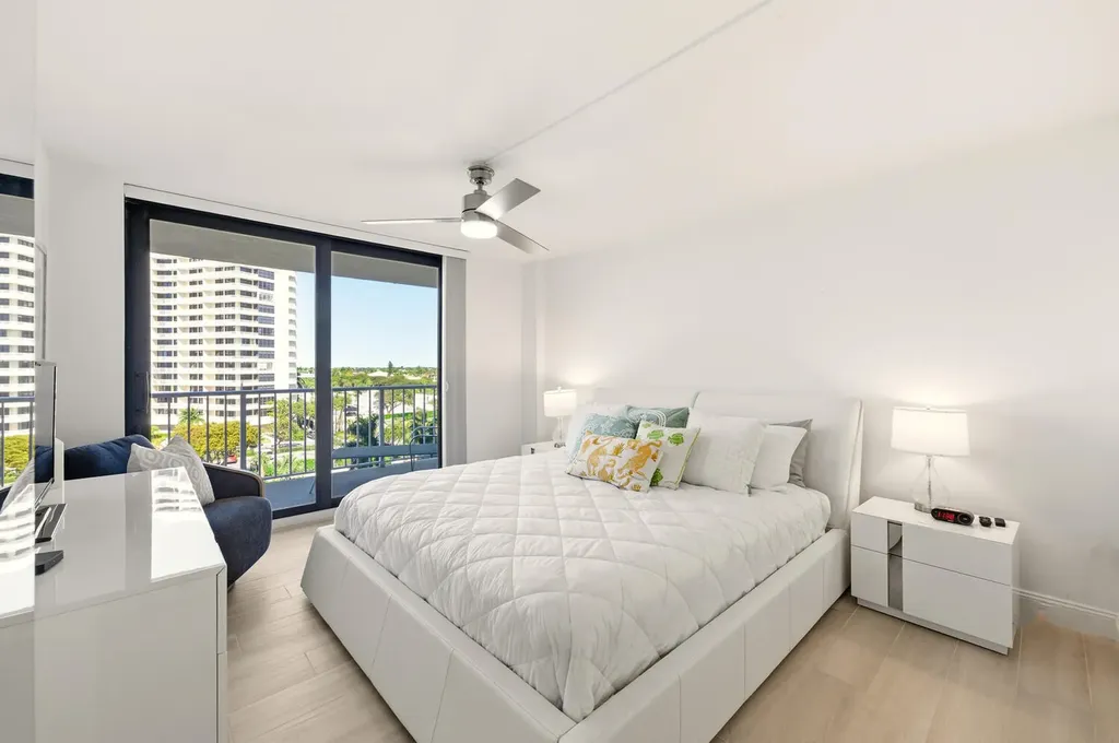 320 Seaview Court Marco Island FL 34145