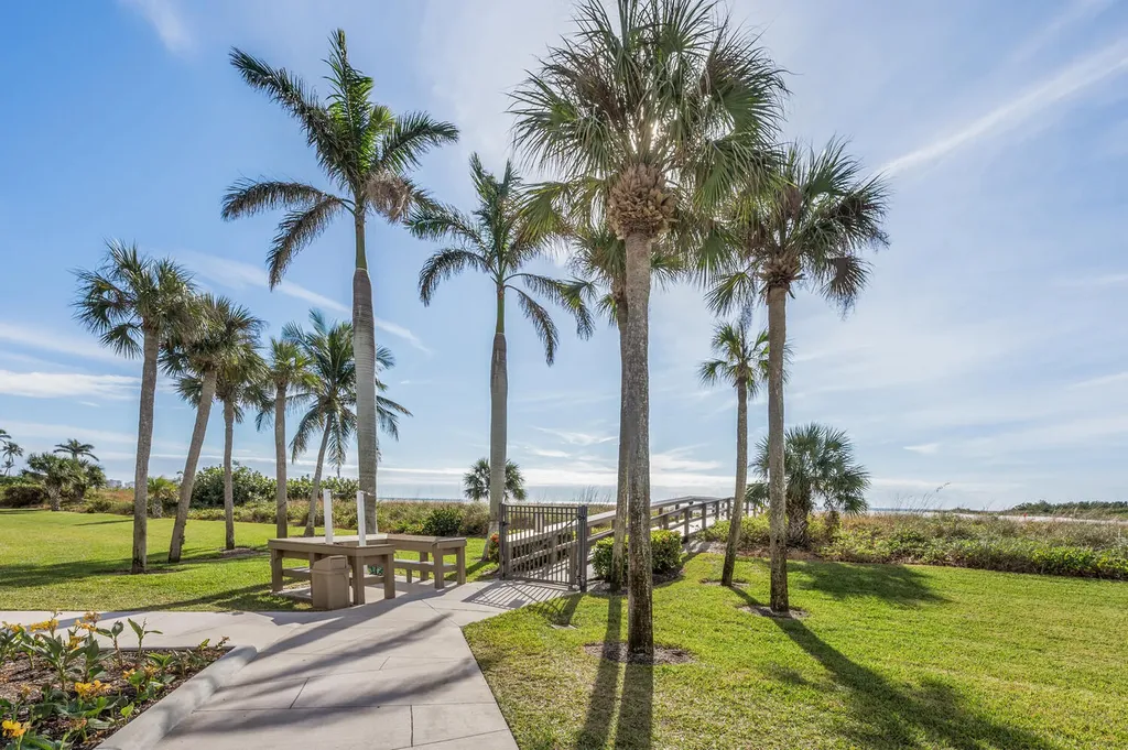 320 Seaview Court Marco Island FL 34145