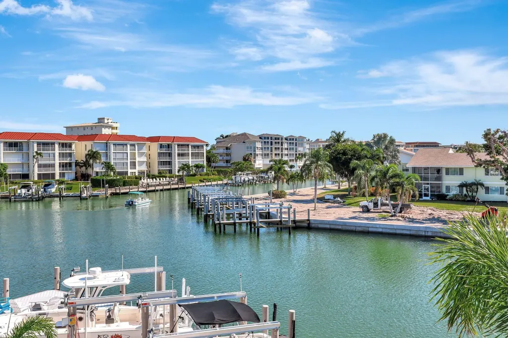 860 Banyan Court Marco Island FL 34145