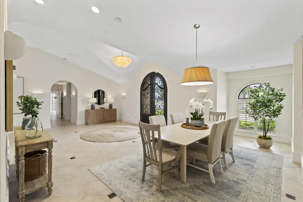 640 Kendall Drive Marco Island FL 34145