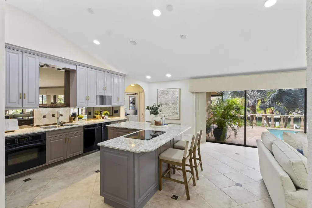 640 Kendall Drive Marco Island FL 34145