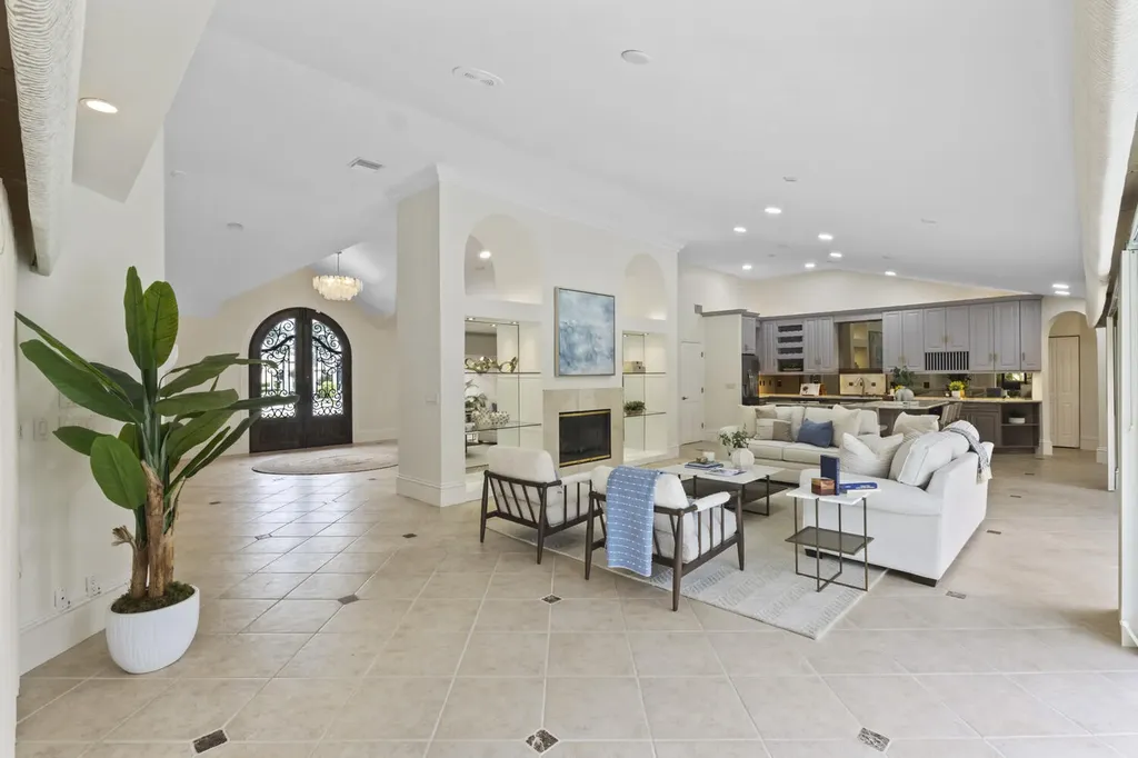 640 Kendall Drive Marco Island FL 34145