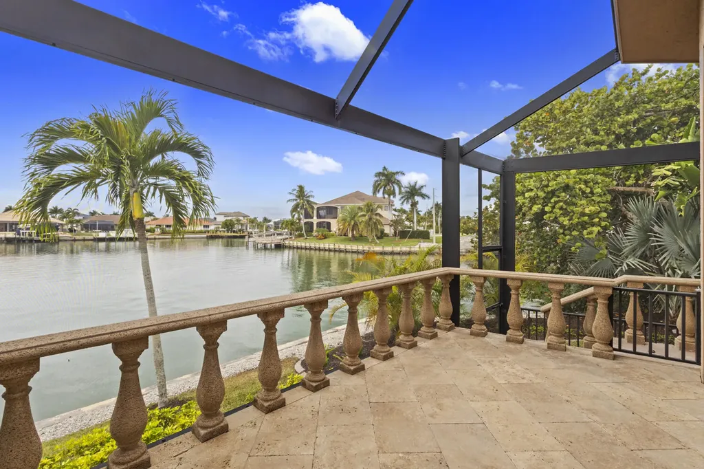 640 Kendall Drive Marco Island FL 34145