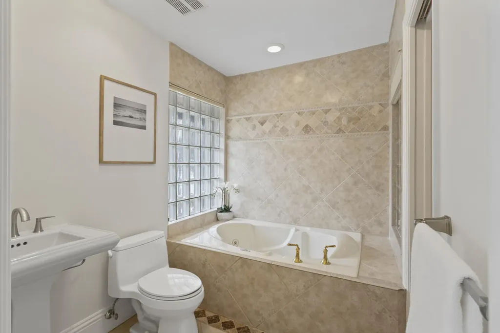 640 Kendall Drive Marco Island FL 34145