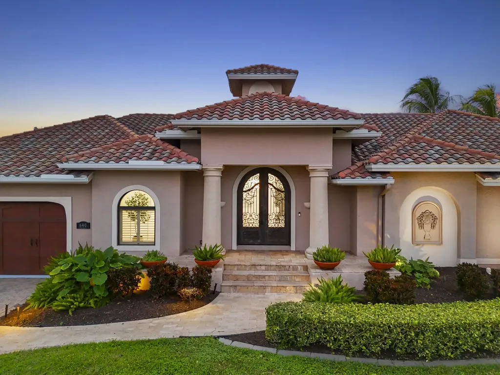 640 Kendall Drive Marco Island FL 34145