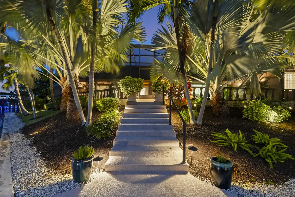 640 Kendall Drive Marco Island FL 34145