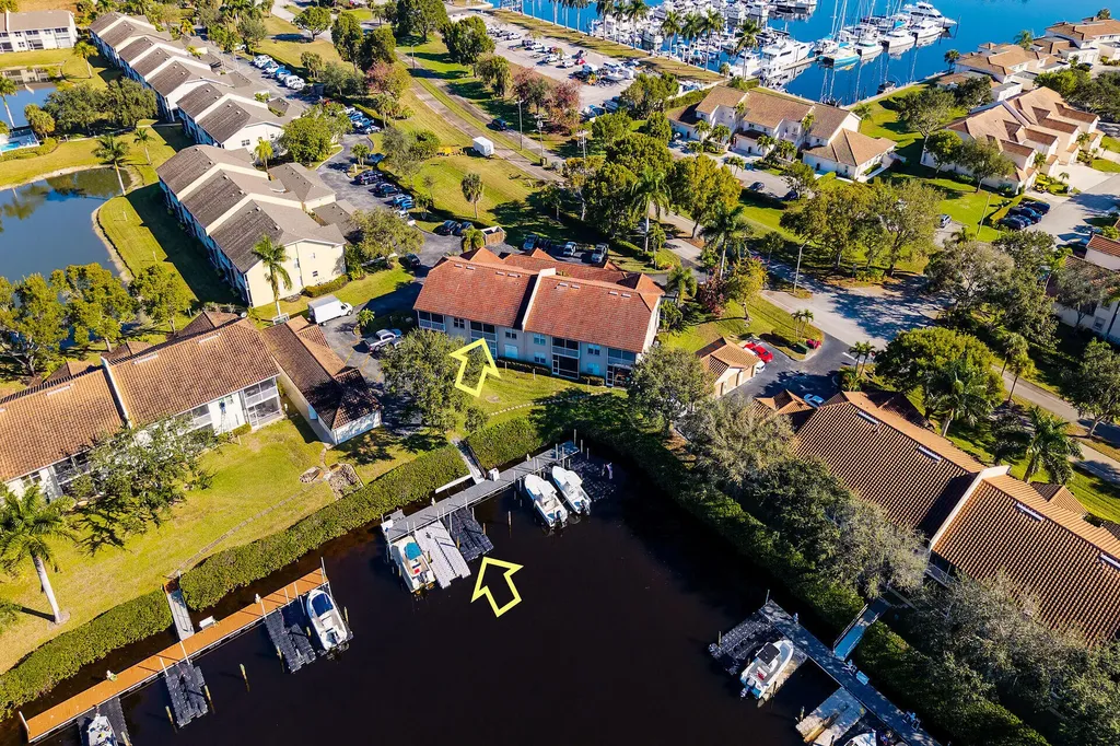 278 Newport Drive Naples FL 34114