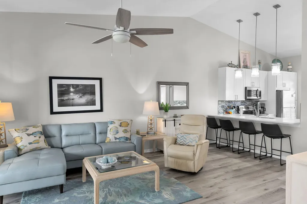 278 Newport Drive Naples FL 34114