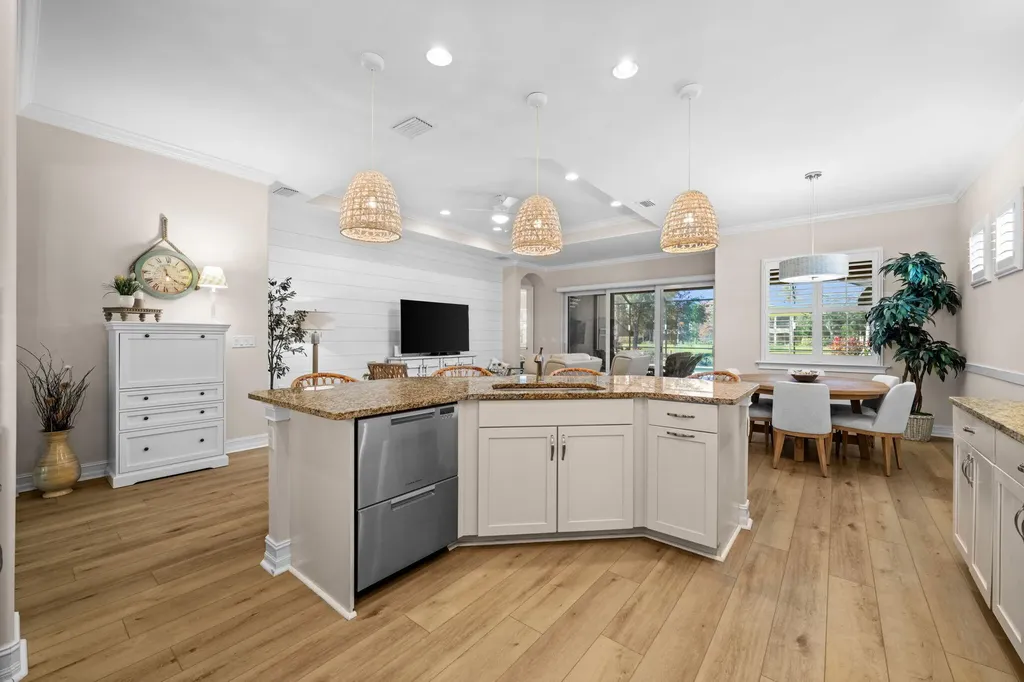 9261 Campanile Circle Naples FL 34114