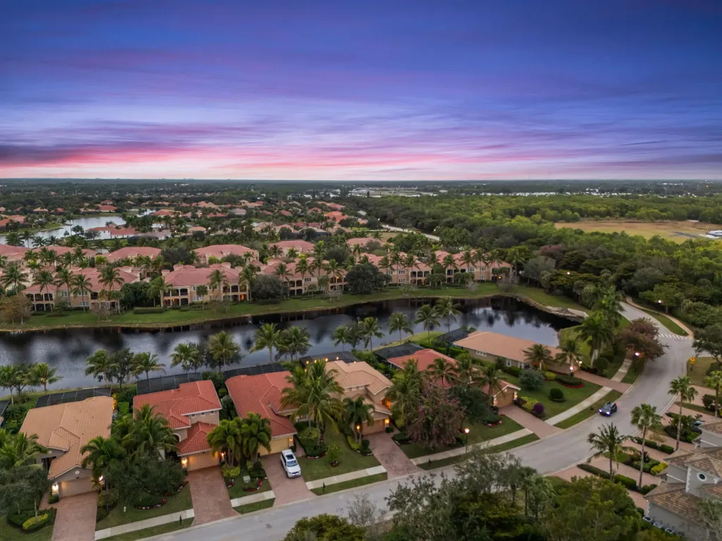 9261 Campanile Circle Naples FL 34114