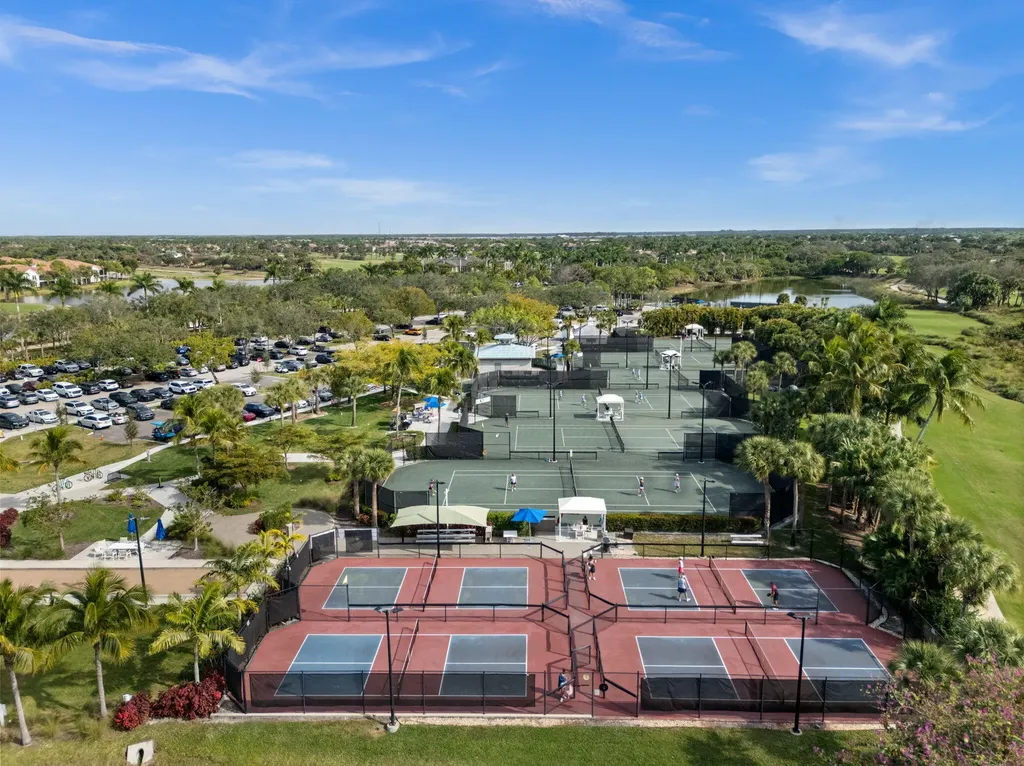 9261 Campanile Circle Naples FL 34114