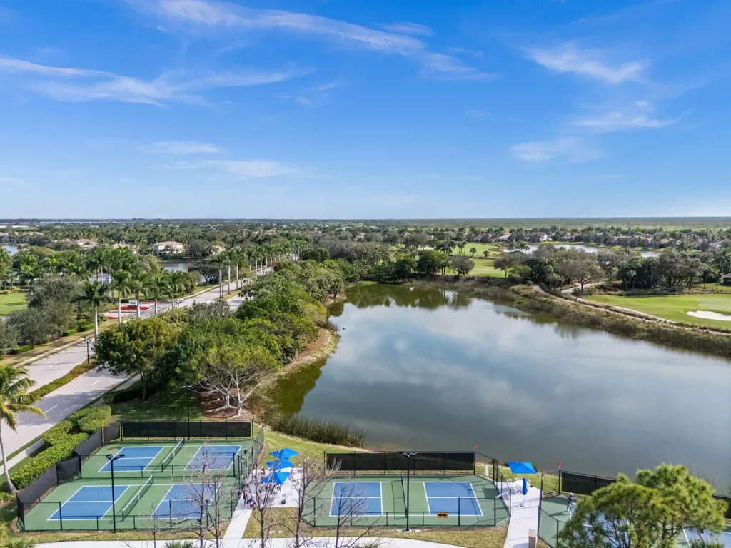 9261 Campanile Circle Naples FL 34114