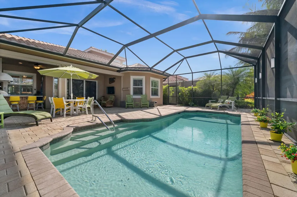 9261 Campanile Circle Naples FL 34114