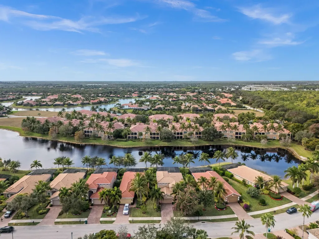 9261 Campanile Circle Naples FL 34114