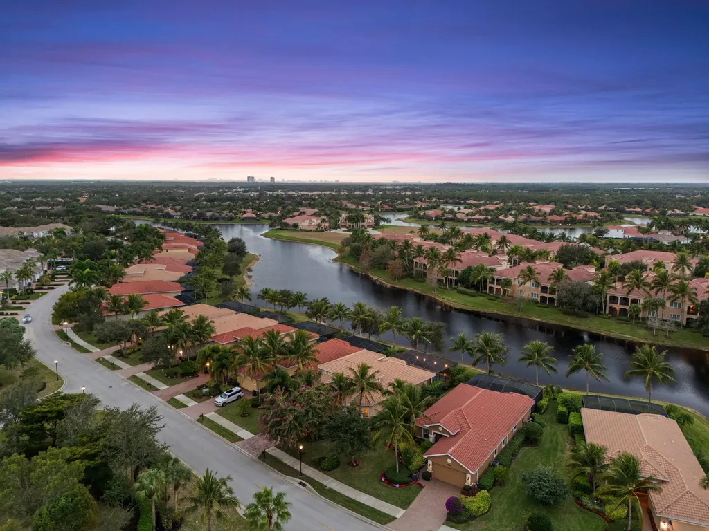 9261 Campanile Circle Naples FL 34114