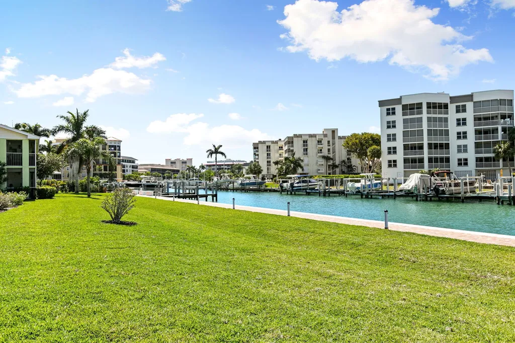 860 Panama Court Marco Island FL 34145