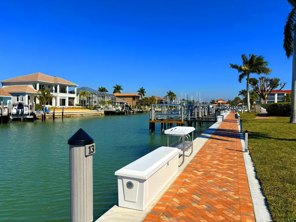 860 Panama Court Marco Island FL 34145