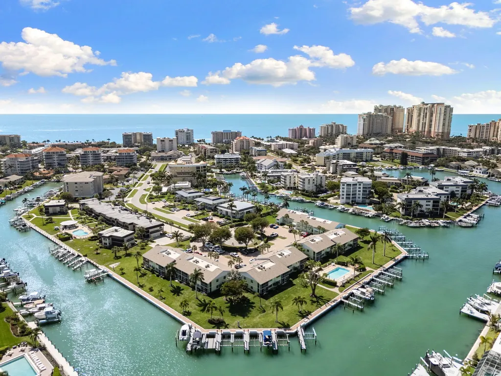 860 Panama Court Marco Island FL 34145